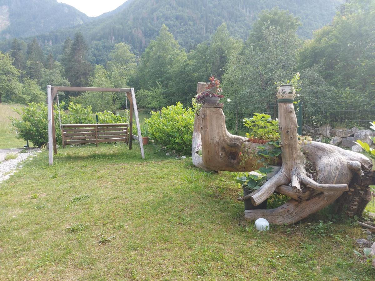 Apartmaji Katrc Soča Exteriör bild